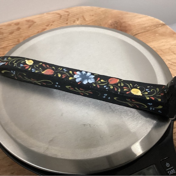 Beautiful vintage hand painted Railroad Spike - Flowers themed design - Unique - Picture 12 of 12